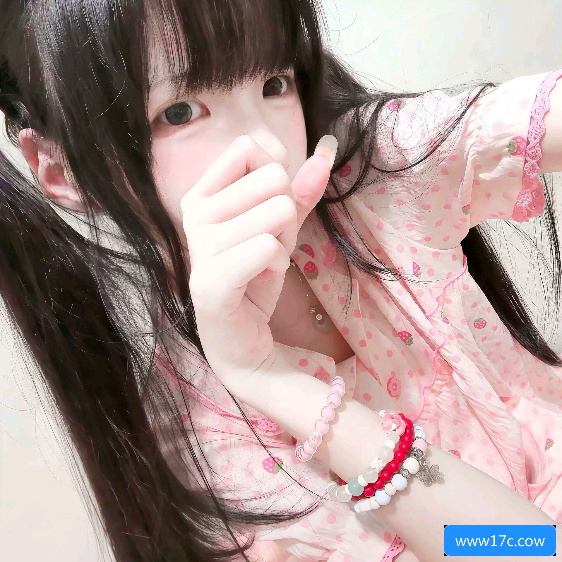 如何判断www17c.cow是否真正永久免费以及使用时应注意的问题